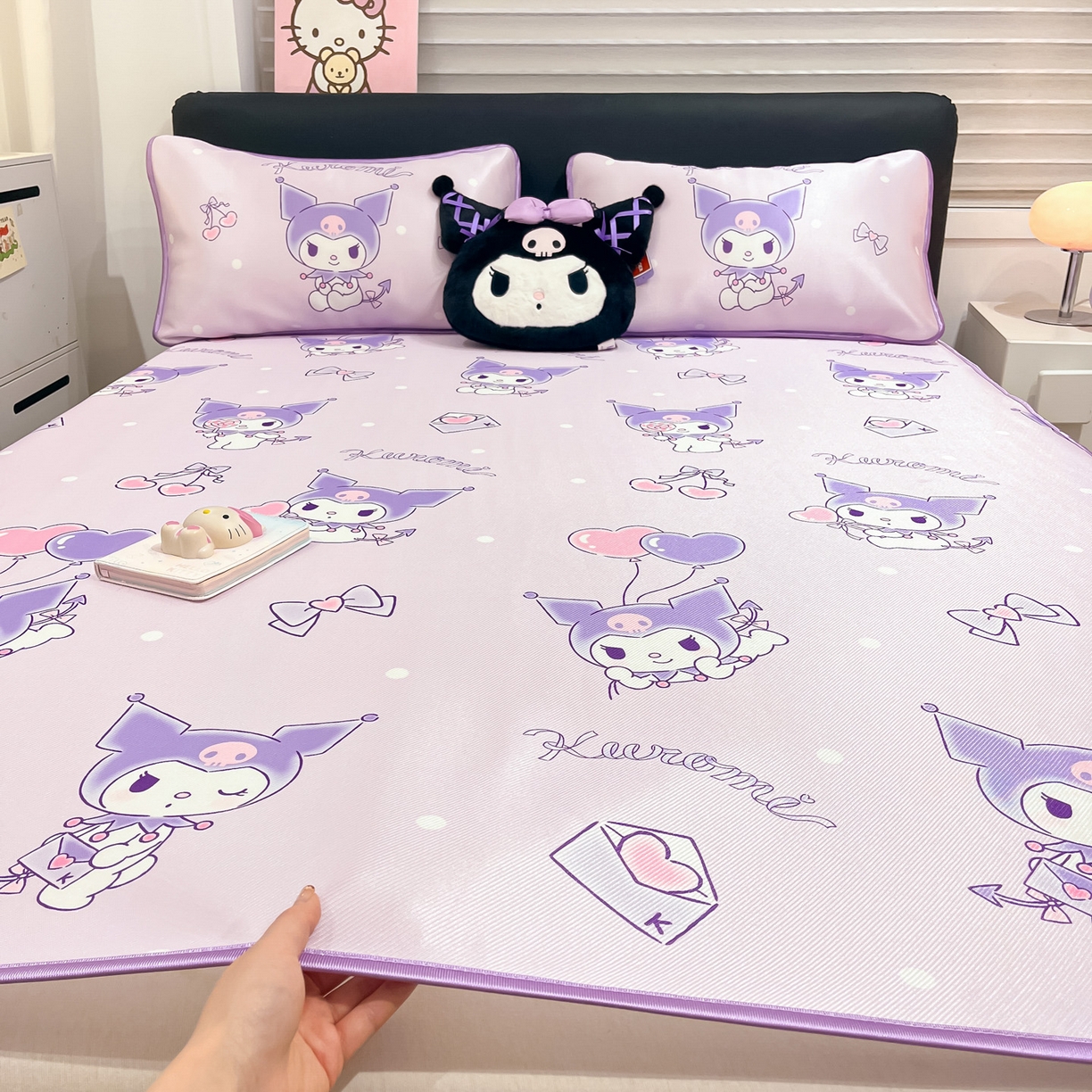 91家纺网 家纺一手货源 找家纺 暮思家居 2026新款三丽鸥正版授权数码印花A类可机洗1200D冰丝凉席三件套平铺款系列 平铺款-气球库洛米