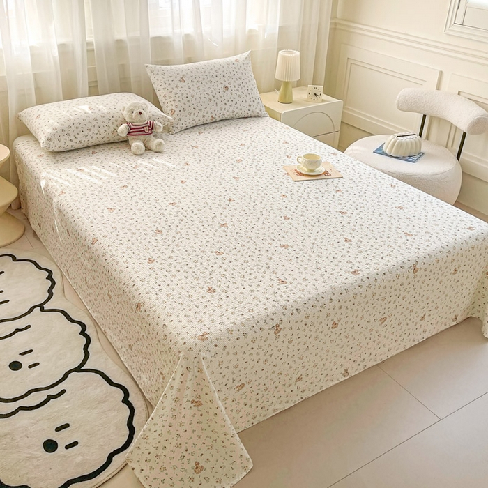 91家纺网 家纺一手货源 找家纺 几禾 2026新款高克重泡芙纱~印花款（单床单）-110g CD-木马小花团