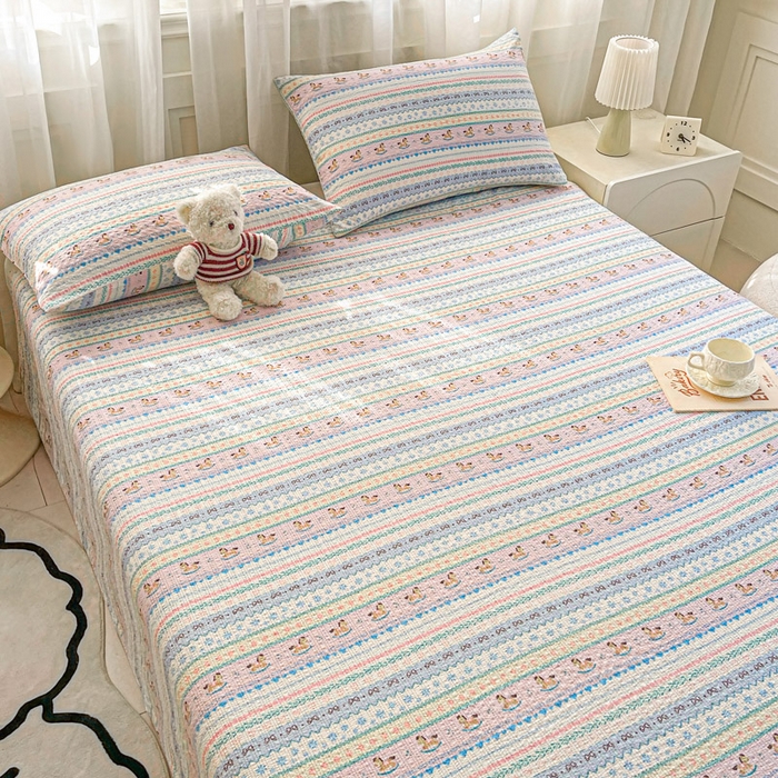 91家纺网 家纺一手货源 找家纺 几禾 2026新款高克重泡芙纱~印花款（单床单）-110g CD-甜心木马卷