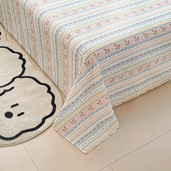 91家纺网 家纺一手货源 找家纺 几禾 2026新款高克重泡芙纱~印花款（单床单）-110g CD-甜心木马卷