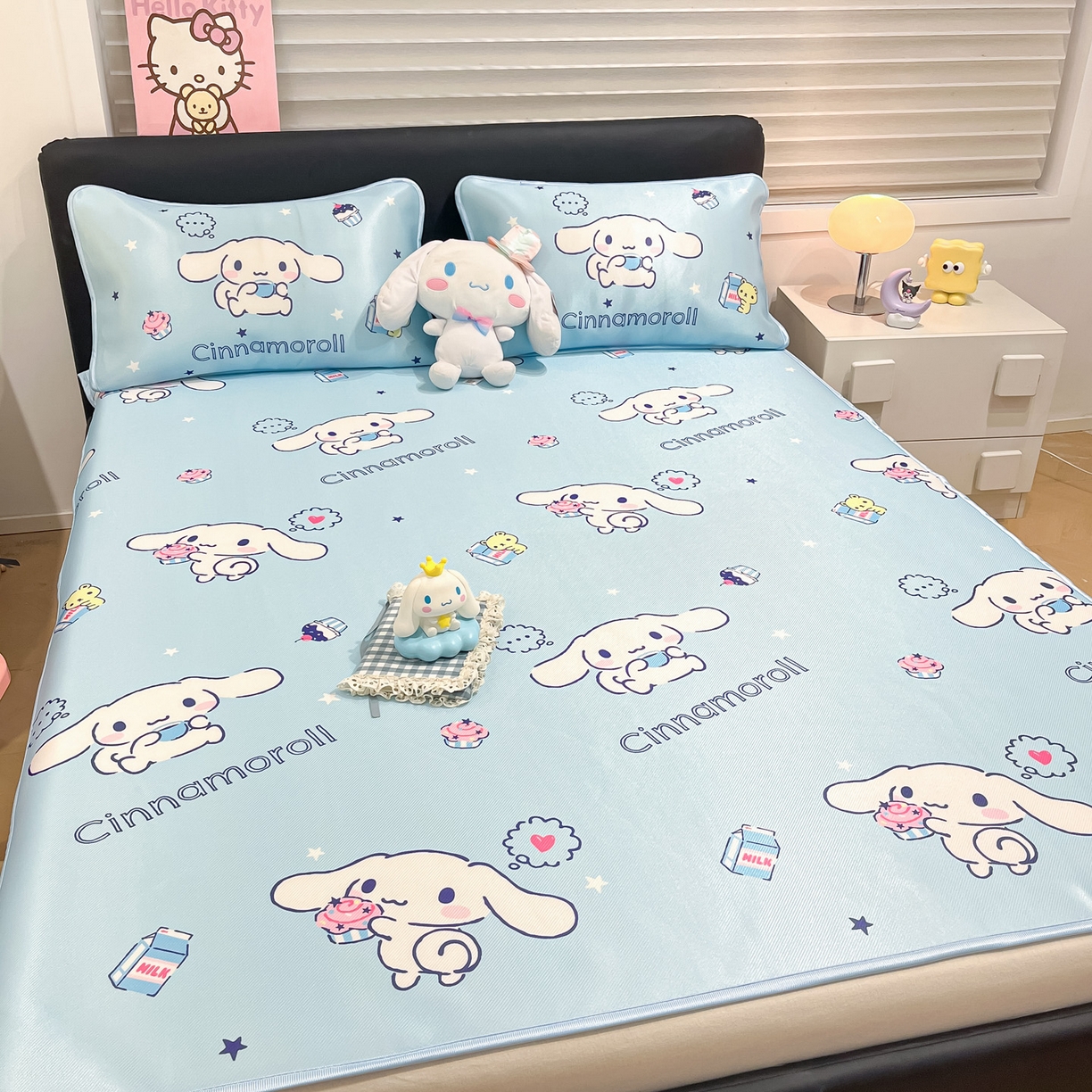 91家纺网 家纺一手货源 找家纺 暮思家居 2026新款三丽鸥正版授权数码印花A类可机洗1200D冰丝凉席三件套平铺款系列 平铺款-甜品玉桂狗