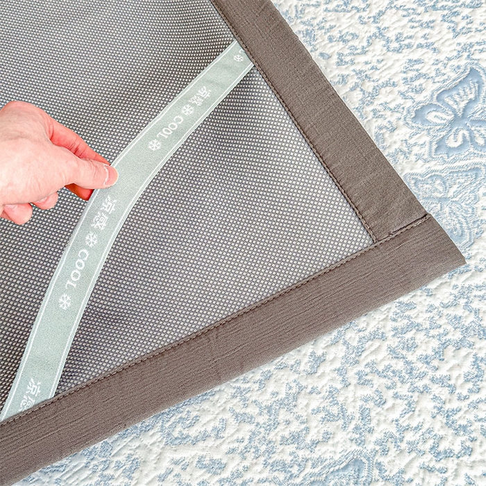 91家纺网 家纺一手货源 找家纺 几禾 2026新款凉感抗菌提花豆豆凉席蝶舞花语 床席-蝶舞花语-清新蓝