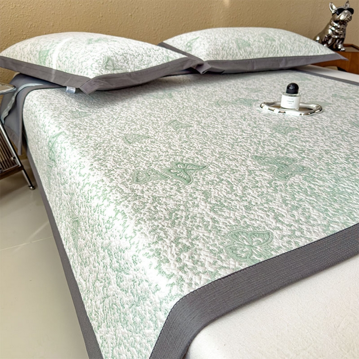 91家纺网 家纺一手货源 找家纺 几禾 2026新款凉感抗菌提花豆豆凉席蝶舞花语 床席-蝶舞花语-森林绿