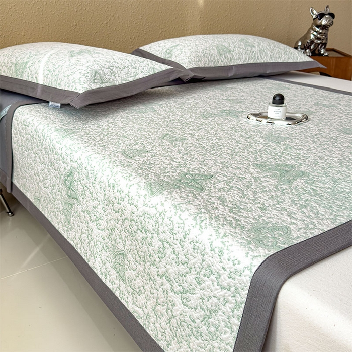 91家纺网 家纺一手货源 找家纺 几禾 2026新款凉感抗菌提花豆豆凉席蝶舞花语 床席-蝶舞花语-森林绿