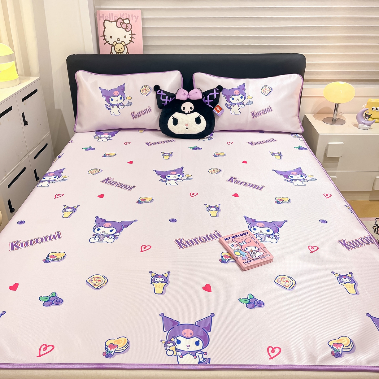 91家纺网 家纺一手货源 找家纺 暮思家居 2026新款三丽鸥正版授权数码印花A类可机洗1200D冰丝凉席三件套平铺款系列 平铺款-甜甜库洛米