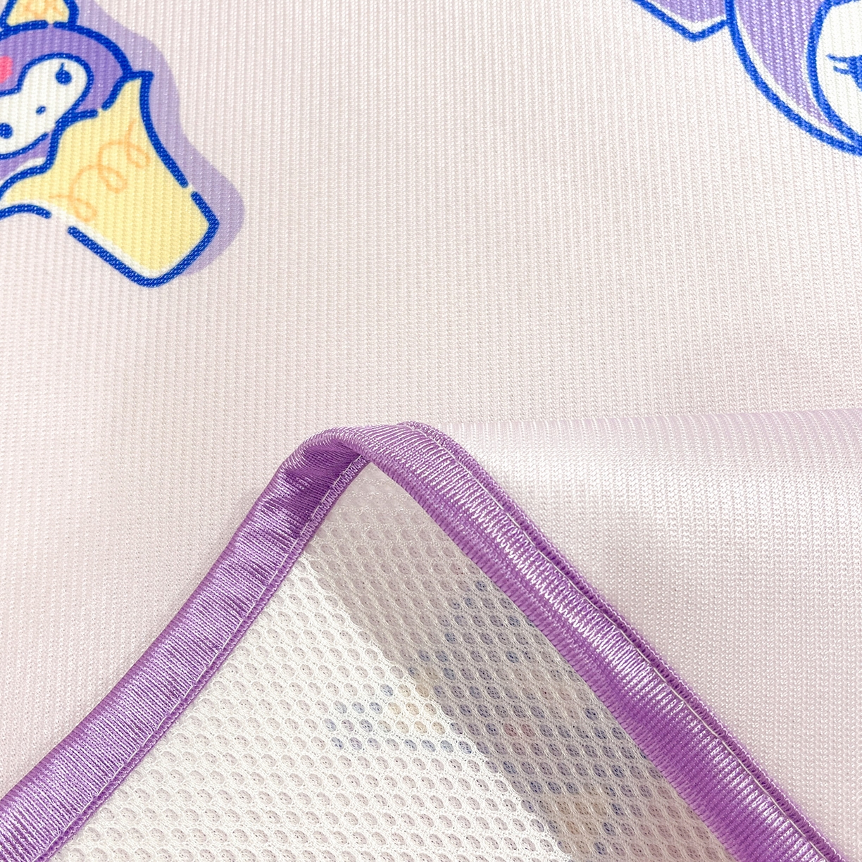 91家纺网 家纺一手货源 找家纺 暮思家居 2026新款三丽鸥正版授权数码印花A类可机洗1200D冰丝凉席三件套平铺款系列 平铺款-甜甜库洛米