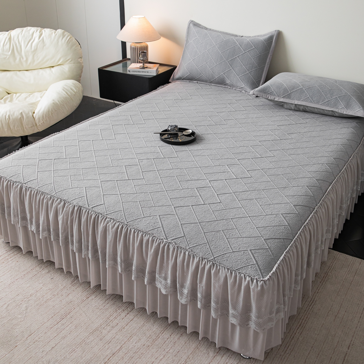 91家纺网 家纺一手货源 找家纺 （总）栩裕纺织 2026新款清纱菱纹床裙款豆豆席凉席