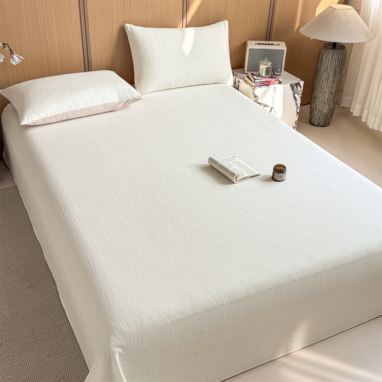 91家纺网 家纺一手货源 找家纺 灰鲸 2026新款全棉简约三层纱色织提花单品床单 浅忆-杏仁奶霜