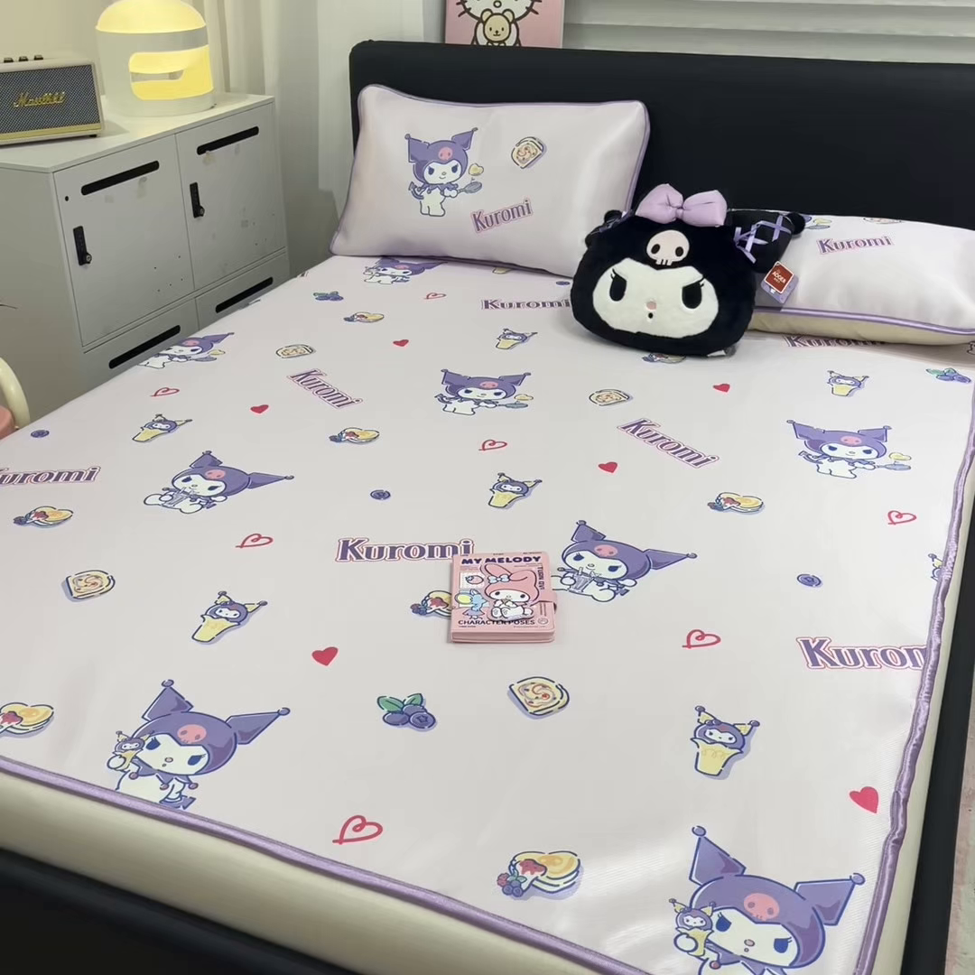 91家纺网 家纺一手货源 找家纺 暮思家居 2026新款三丽鸥正版授权数码印花A类可机洗1200D冰丝凉席三件套平铺款系列 平铺款-甜甜库洛米