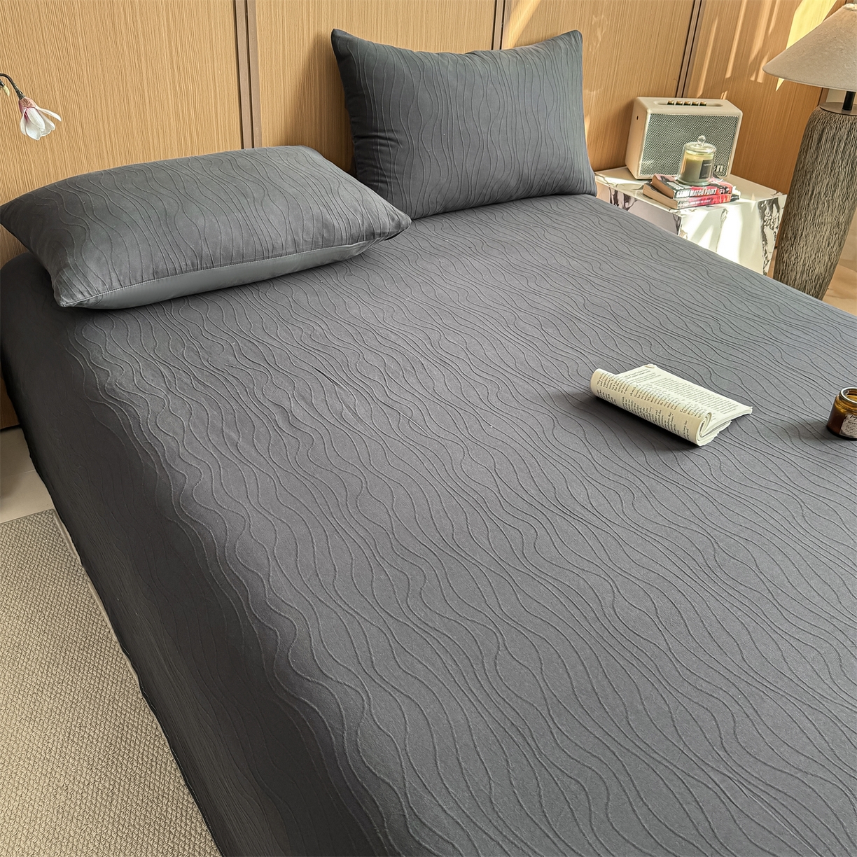 91家纺网 家纺一手货源 找家纺 灰鲸 2026新款全棉简约三层纱色织提花单品床单 浅忆-素墨