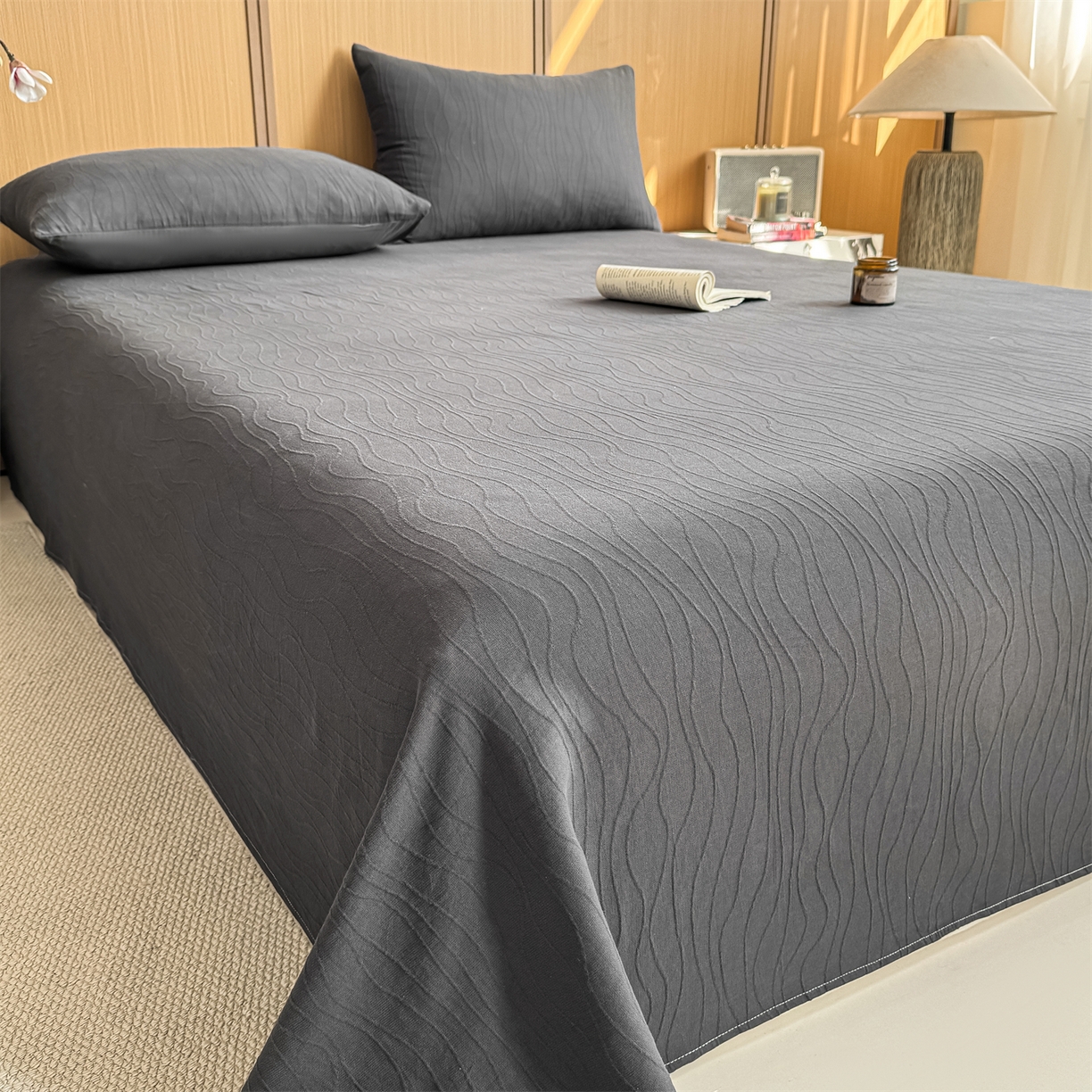 91家纺网 家纺一手货源 找家纺 灰鲸 2026新款全棉简约三层纱色织提花单品床单 浅忆-素墨