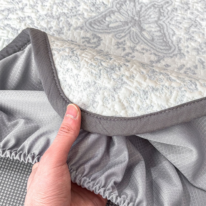 91家纺网 家纺一手货源 找家纺 几禾 2026新款凉感抗菌提花豆豆凉席蝶舞花语 床笠-蝶舞花语-淡蓝