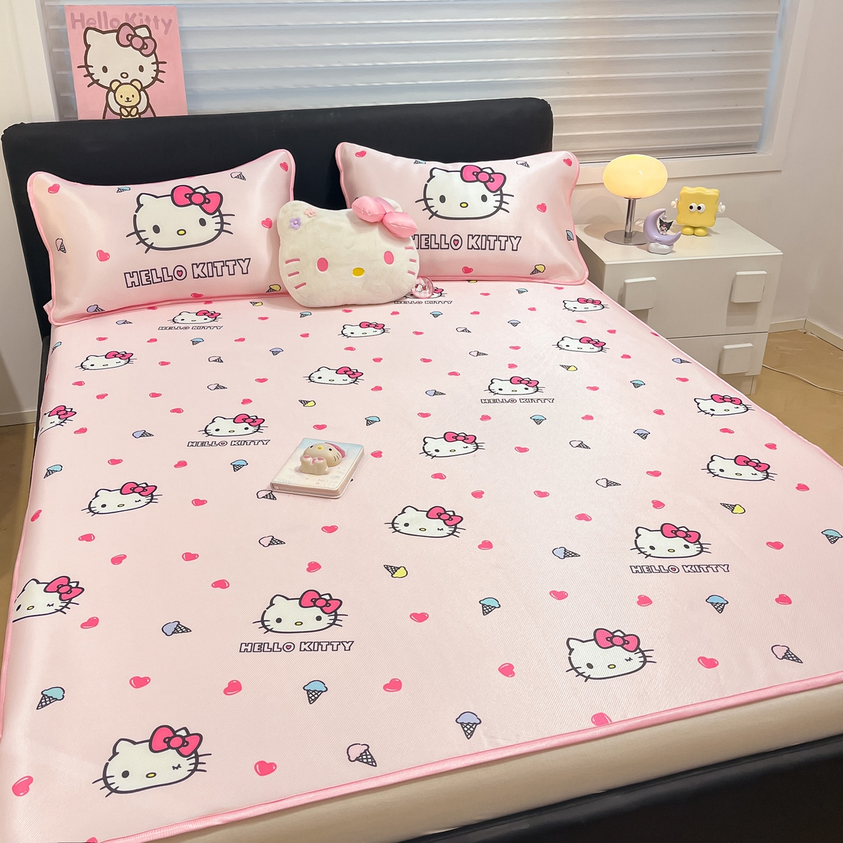 91家纺网 家纺一手货源 找家纺 暮思家居 2026新款三丽鸥正版授权数码印花A类可机洗1200D冰丝凉席三件套平铺款系列 平铺款-甜筒KT