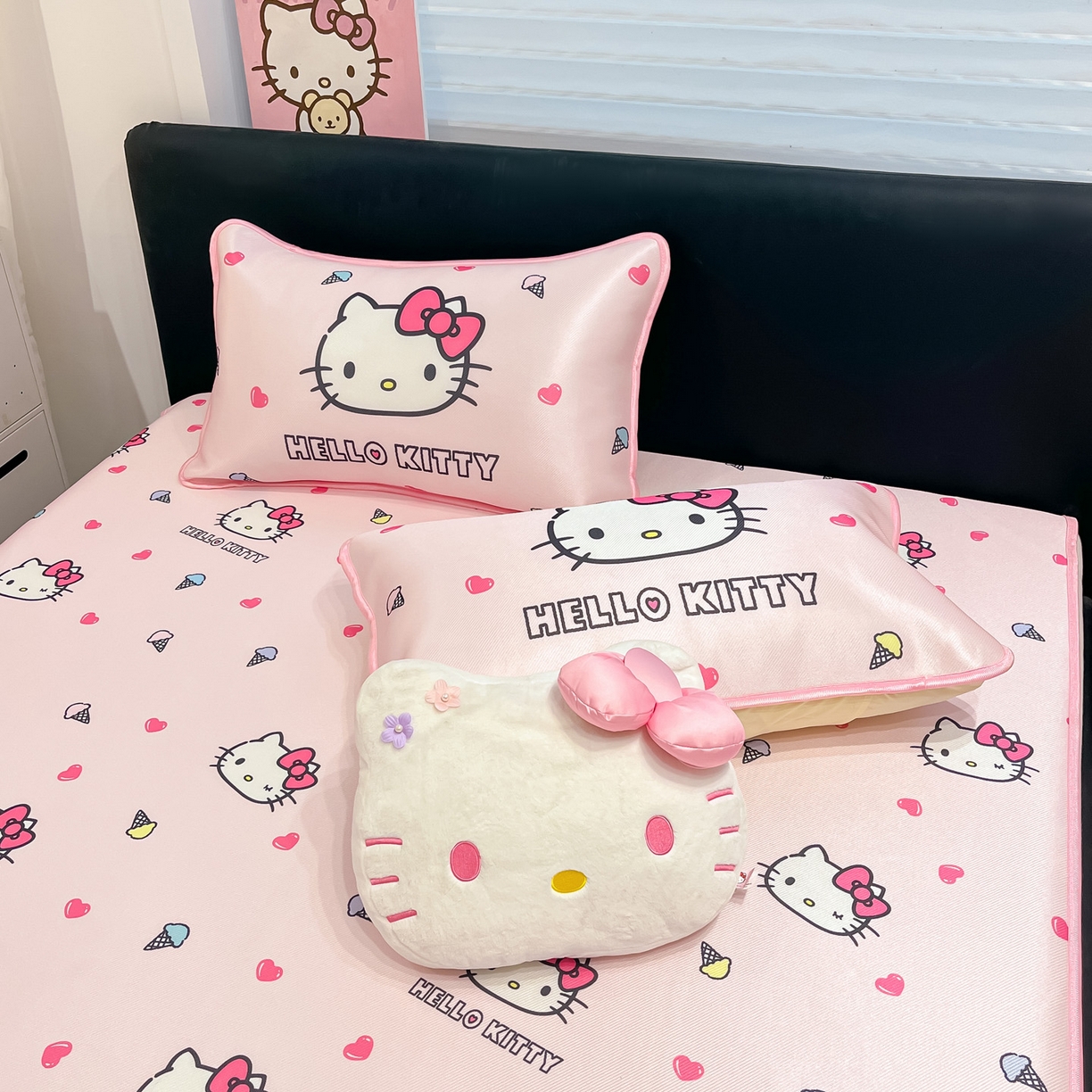 91家纺网 家纺一手货源 找家纺 暮思家居 2026新款三丽鸥正版授权数码印花A类可机洗1200D冰丝凉席三件套平铺款系列 平铺款-甜筒KT