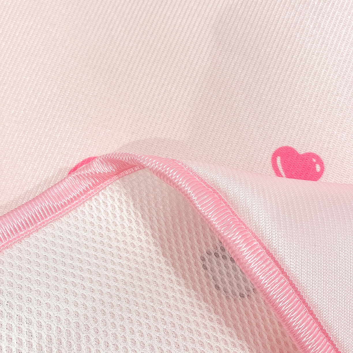 91家纺网 家纺一手货源 找家纺 暮思家居 2026新款三丽鸥正版授权数码印花A类可机洗1200D冰丝凉席三件套平铺款系列 平铺款-甜筒KT