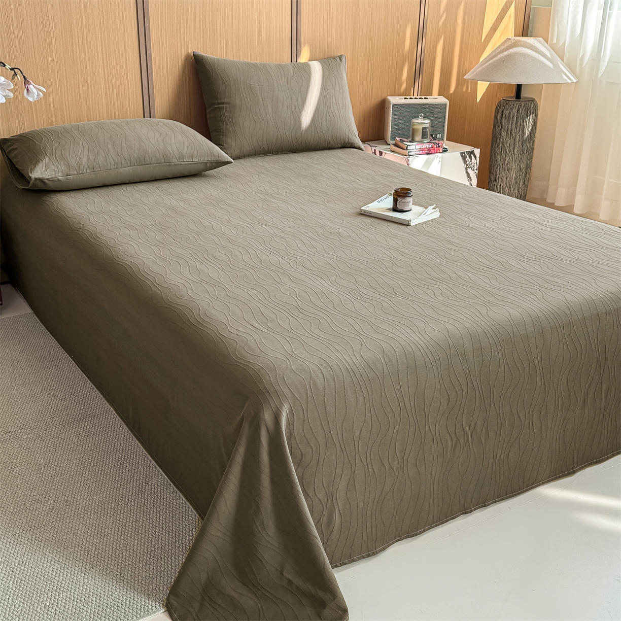 91家纺网 家纺一手货源 找家纺 灰鲸 2026新款全棉简约三层纱色织提花单品床单 浅忆-摩卡