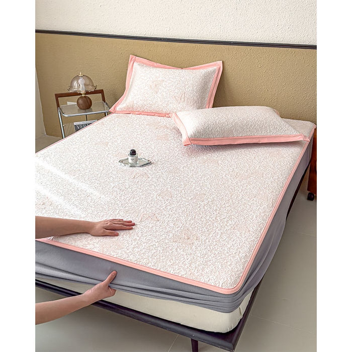 91家纺网 家纺一手货源 找家纺 几禾 2026新款凉感抗菌提花豆豆凉席蝶舞花语 床笠-蝶舞花语-蝴蝶粉