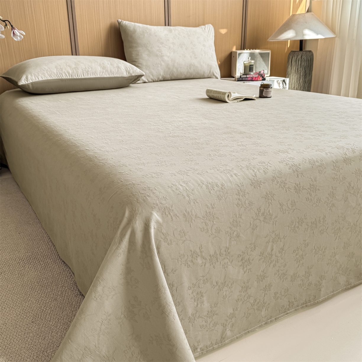 91家纺网 家纺一手货源 找家纺 灰鲸 2026新款全棉简约三层纱色织提花单品床单 花影-可可奶咖