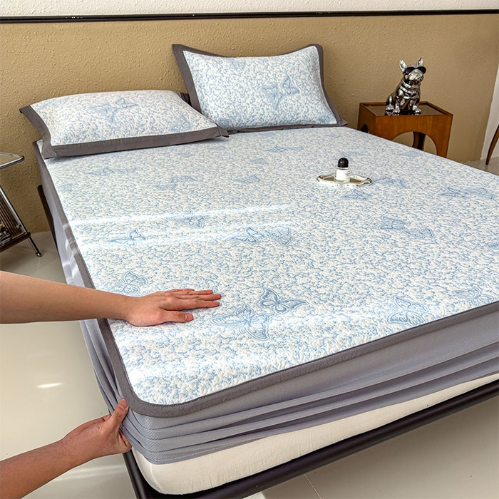 91家纺网 家纺一手货源 找家纺 几禾 2026新款凉感抗菌提花豆豆凉席蝶舞花语 床笠-蝶舞花语-清新蓝