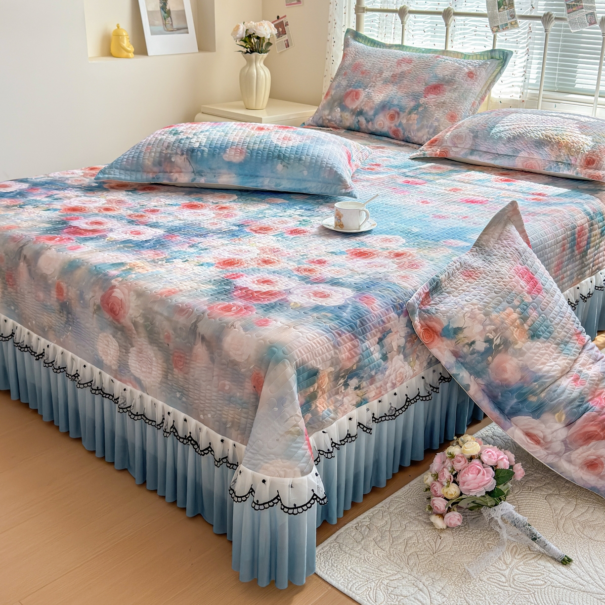 鑫利来家纺 2026新款凉感丝小冰皮软凉席三件套蕾丝花边床裙款养生空调席子三件套单凉席 陌上玫瑰