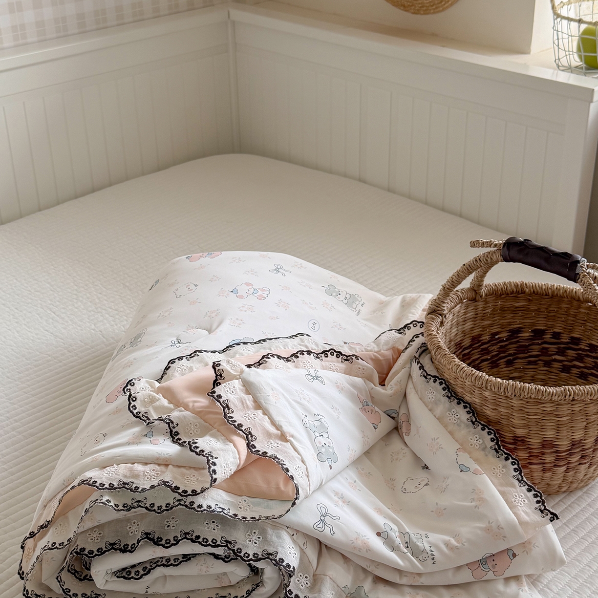 91家纺网 家纺一手货源 找家纺 （总）Sweet dreams甜梦 2026新款A类蕾丝花边锦氨凉感夏凉被