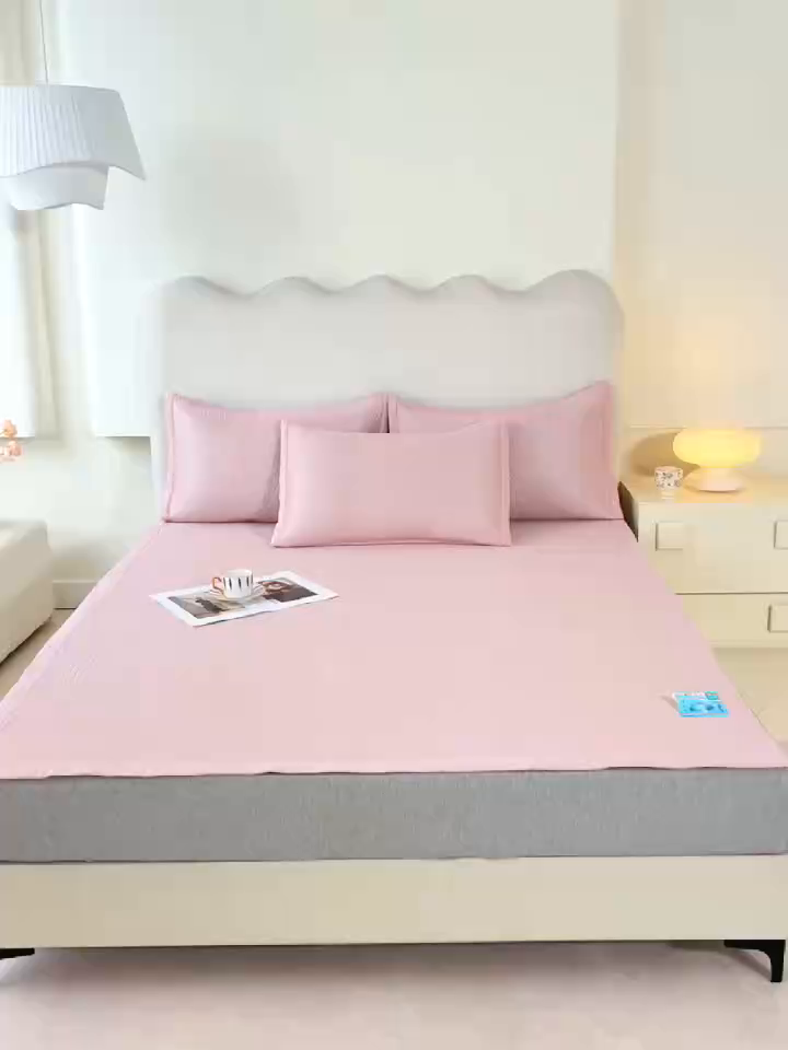 91家纺网 家纺一手货源 找家纺 （总）尚品凤凰 2026新款凉豆豆平铺款凉席--幸运草系列