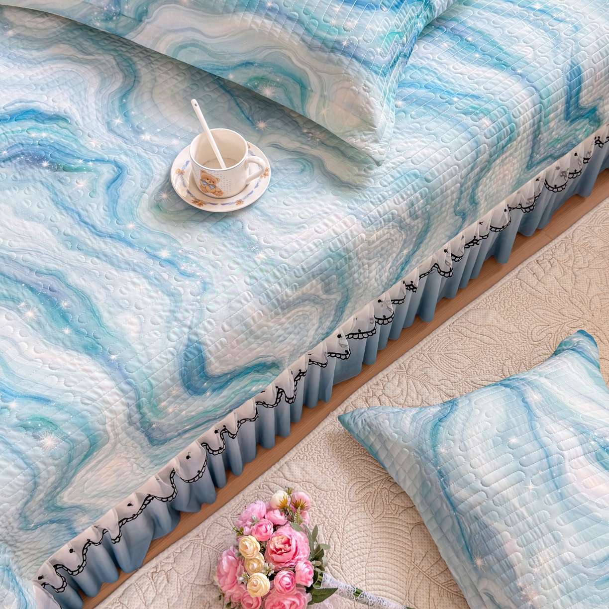 91家纺网 家纺一手货源 找家纺 鑫利来家纺 2026新款凉感丝小冰皮软凉席三件套蕾丝花边床裙款养生空调席子三件套单凉席 星河