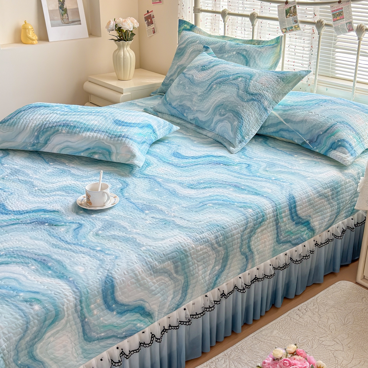 91家纺网 家纺一手货源 找家纺 鑫利来家纺 2026新款凉感丝小冰皮软凉席三件套蕾丝花边床裙款养生空调席子三件套单凉席 星河