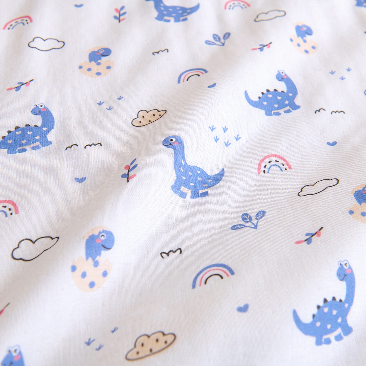 91家纺网 家纺一手货源 找家纺 拾小柒 2026新款全棉双层纱多功能防踢被 恐龙乐园