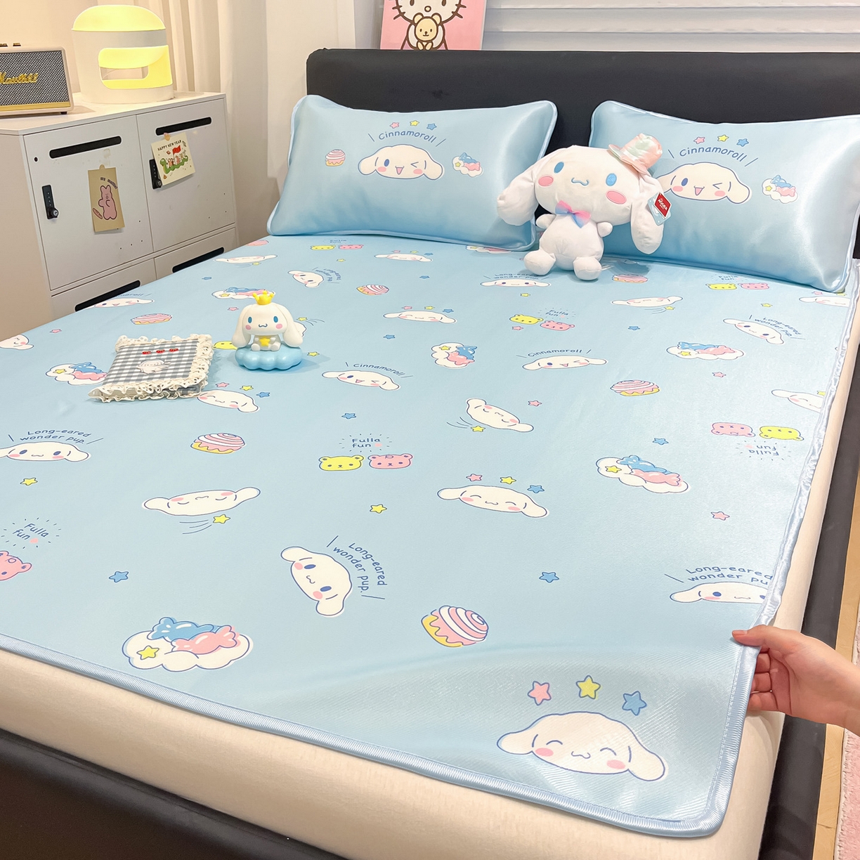 91家纺网 家纺一手货源 找家纺 暮思家居 2026新款三丽鸥正版授权数码印花A类可机洗1200D冰丝凉席三件套平铺款系列 平铺款-云朵大耳狗