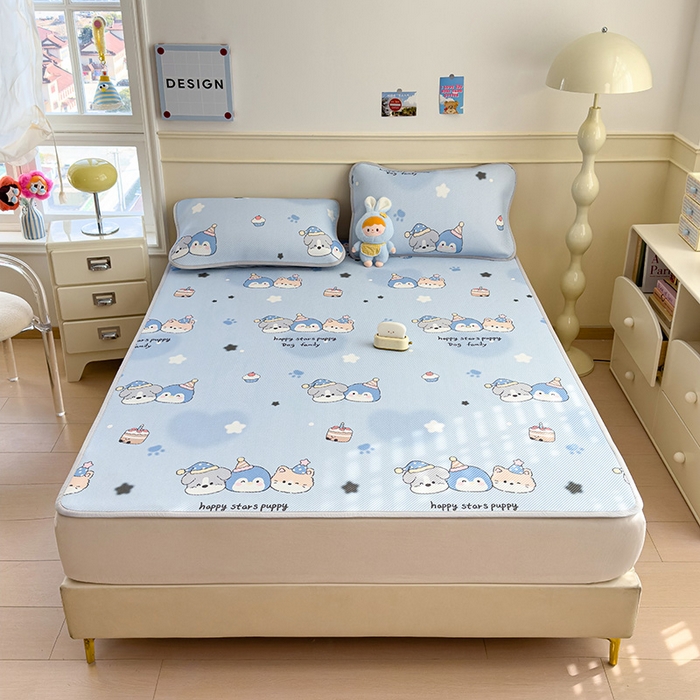 91家纺网 家纺一手货源 找家纺 几禾 2026新款卡通印花凉感凉豆豆凉席系列 开心一家--床席款