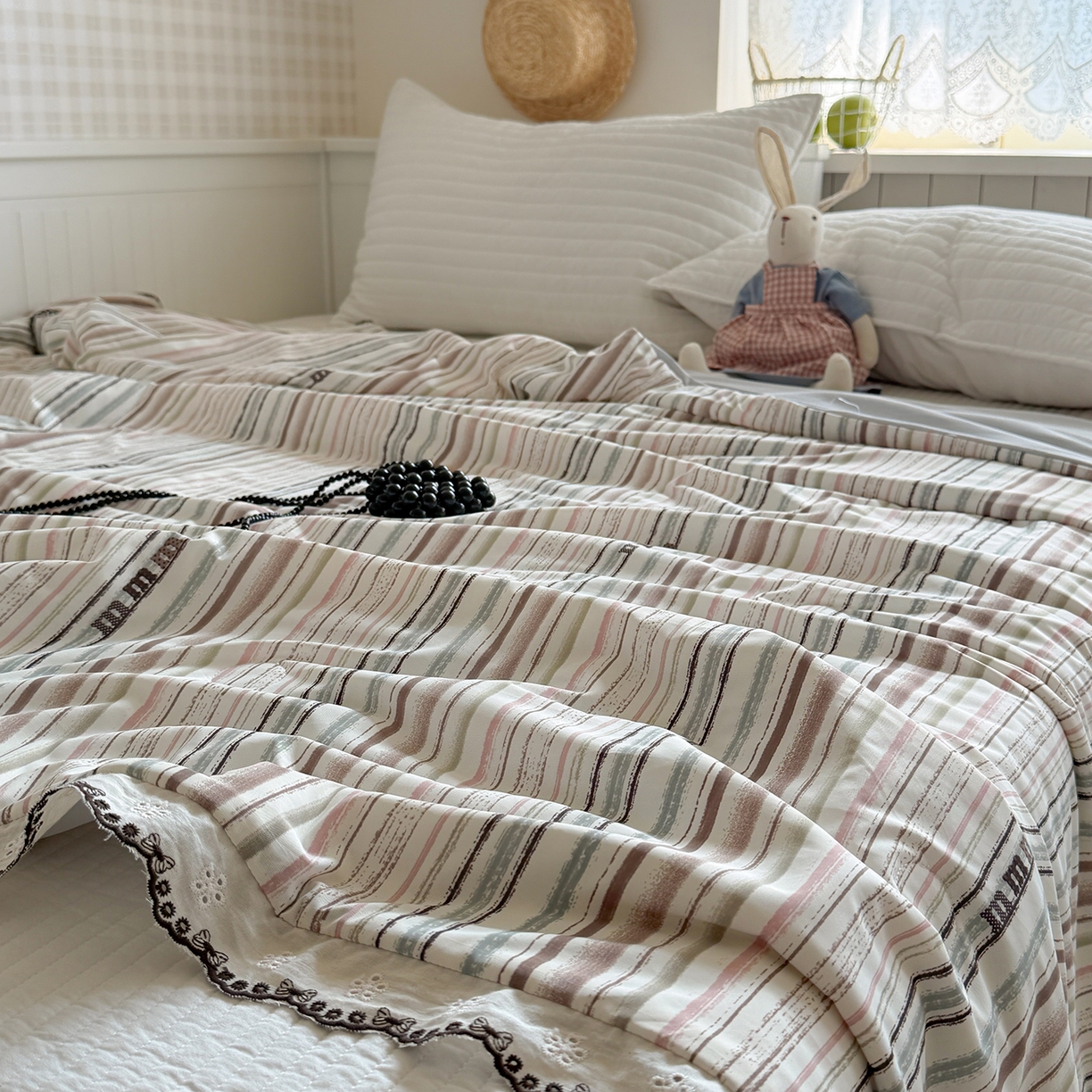 91家纺网 家纺一手货源 找家纺 Sweet dreams甜梦 2026新款A类蕾丝花边锦氨凉感夏凉被 mm线