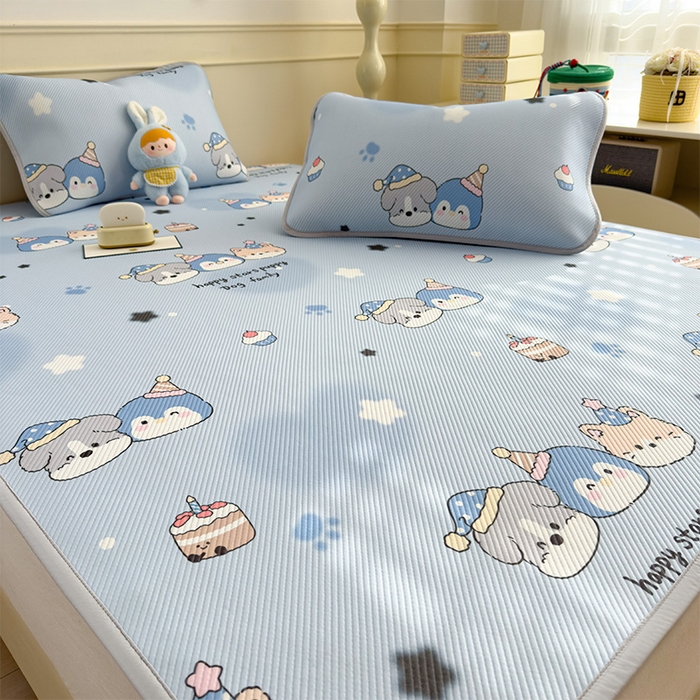 91家纺网 家纺一手货源 找家纺 几禾 2026新款卡通印花凉感凉豆豆凉席系列 开心一家--床席款