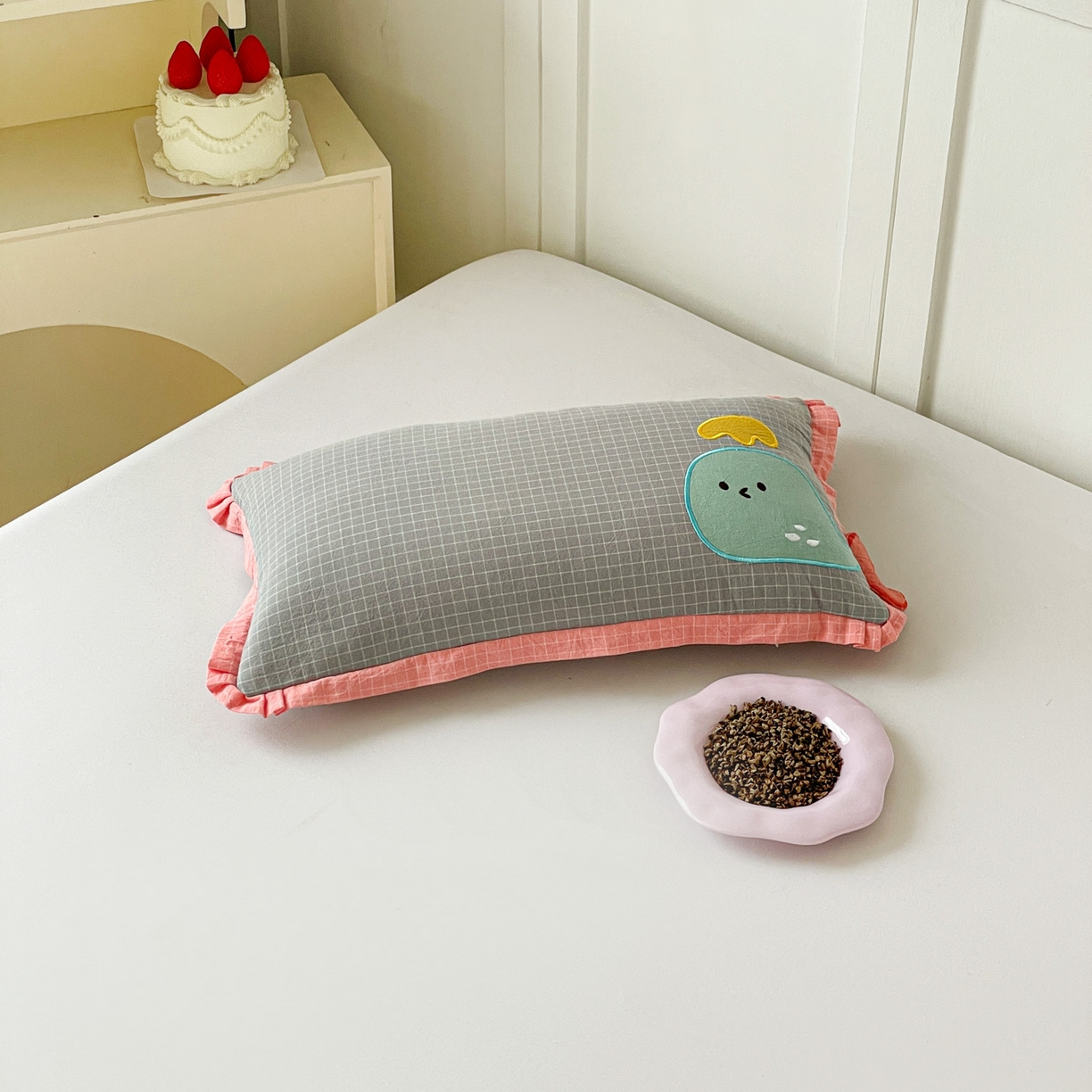 91家纺网 家纺一手货源 找家纺 梦叶草 2026新款全棉小鲸鱼荞麦枕枕头枕芯 小鲸鱼荞麦枕-灰色