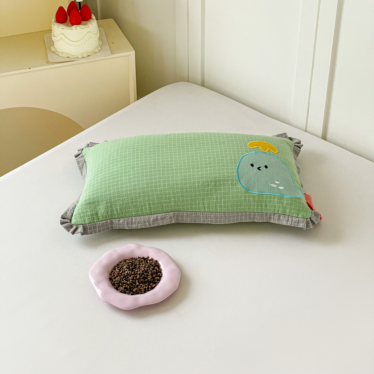 91家纺网 家纺一手货源 找家纺 梦叶草 2026新款全棉小鲸鱼荞麦枕枕头枕芯 小鲸鱼荞麦枕-绿色