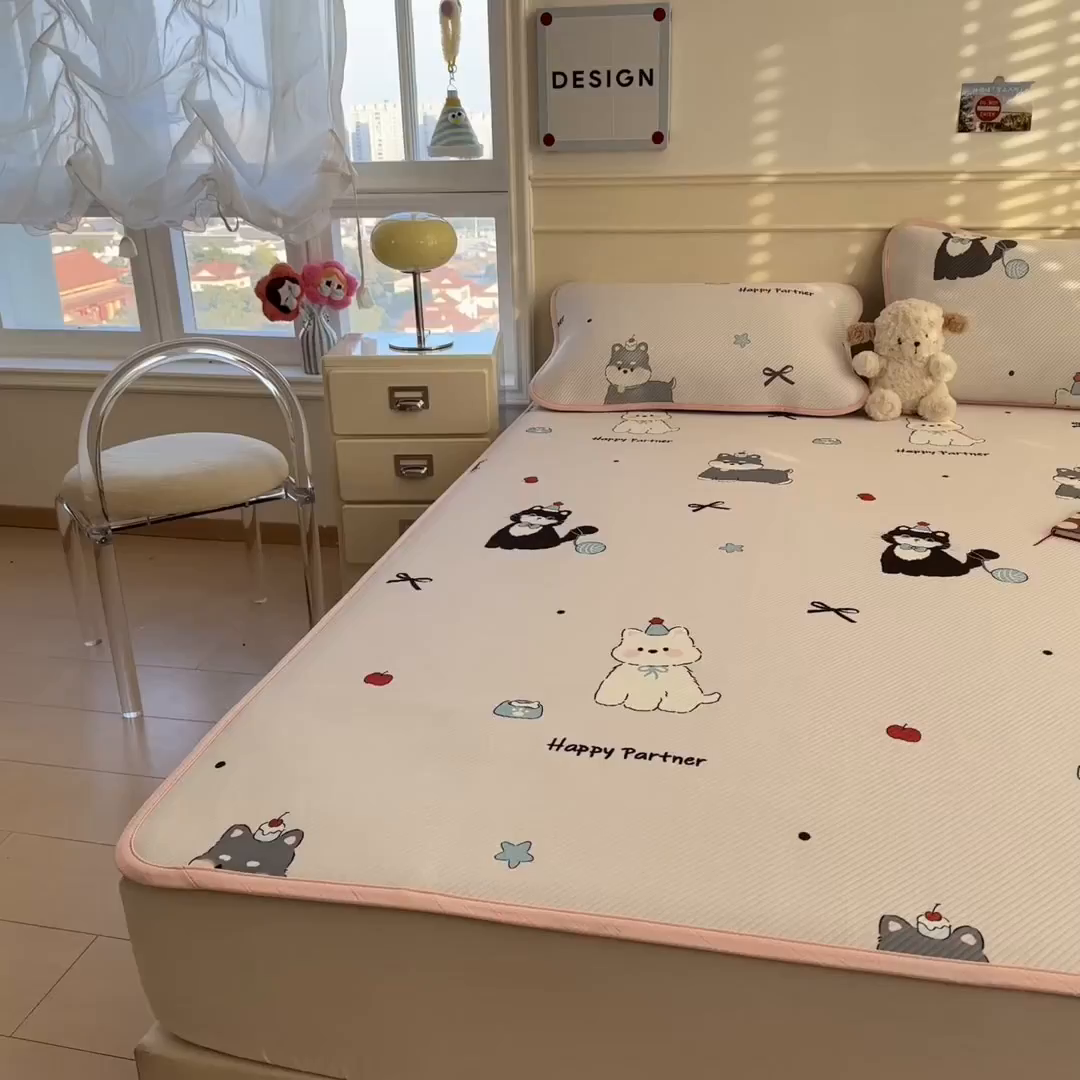 91家纺网 家纺一手货源 找家纺 几禾 2026新款卡通印花凉感凉豆豆凉席系列 快乐伙伴--床席款