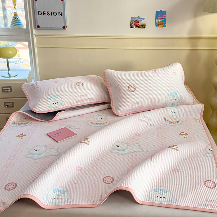 91家纺网 家纺一手货源 找家纺 几禾 2026新款卡通印花凉感凉豆豆凉席系列 萌萌皮皮狗--床席款