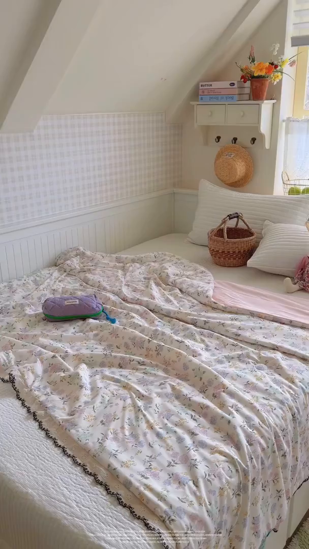 91家纺网 家纺一手货源 找家纺 Sweet dreams甜梦 2026新款A类蕾丝花边锦氨凉感夏凉被 春野碎花