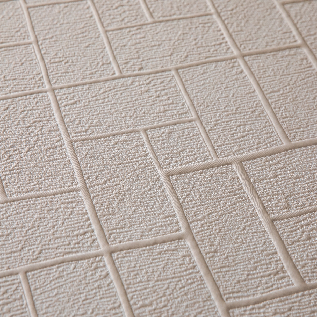 91家纺网 家纺一手货源 找家纺 栩裕纺织 2026新款清纱菱纹床裙款豆豆席凉席 卡其色