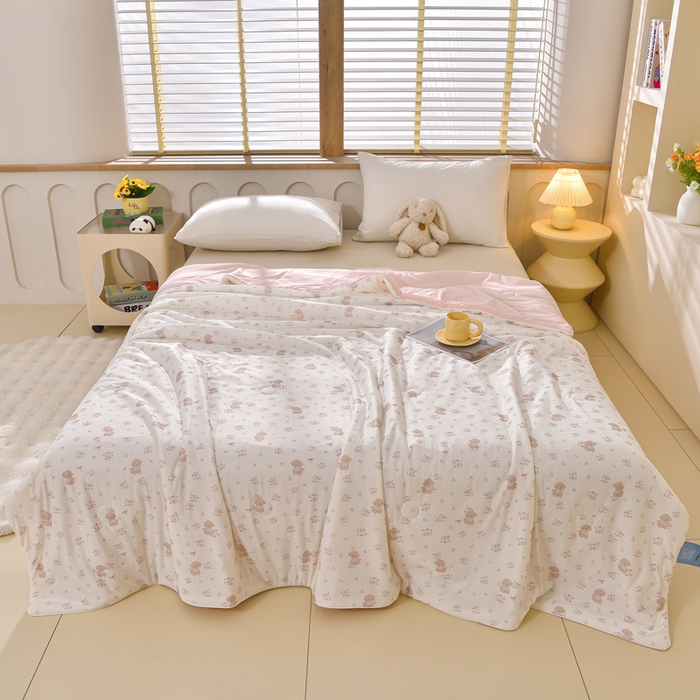 91家纺网 家纺一手货源 找家纺 才森家纺 2026新款A类冷感印花夏被被子被芯 花季小狗