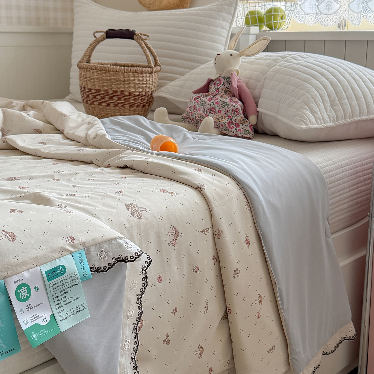 91家纺网 家纺一手货源 找家纺 Sweet dreams甜梦 2026新款A类蕾丝花边锦氨凉感夏凉被 林野小物