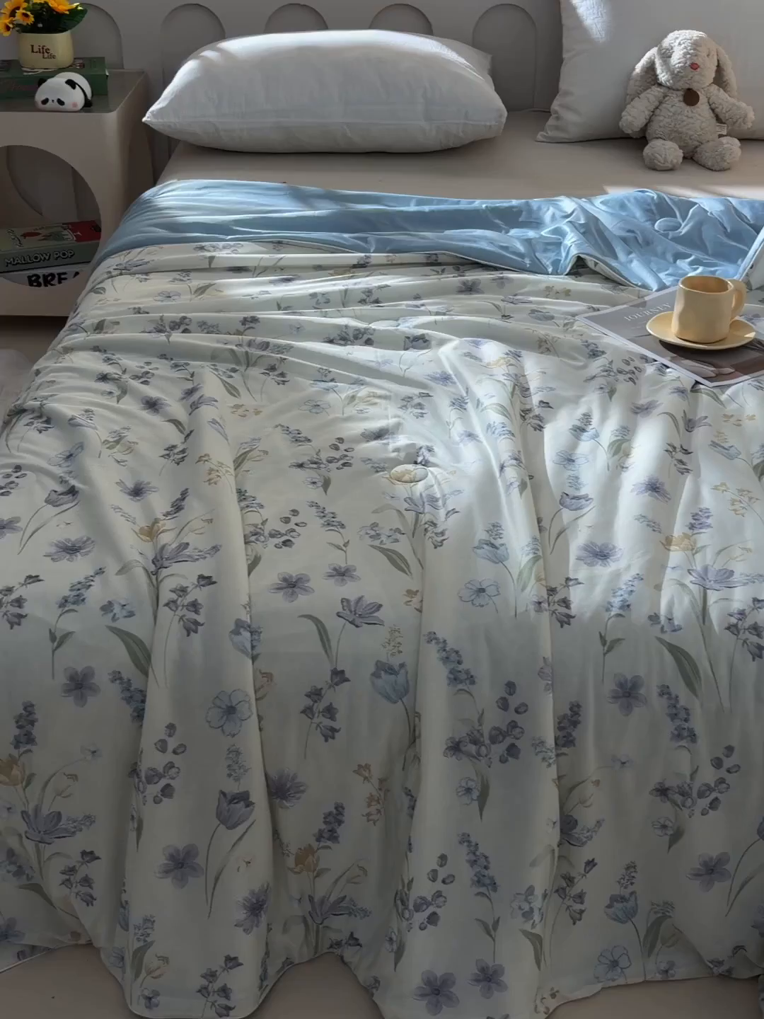91家纺网 家纺一手货源 找家纺 才森家纺 2026新款A类冷感印花夏被被子被芯 蓝楹碎影