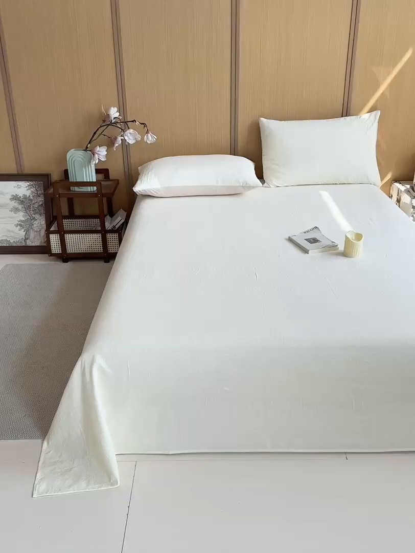 91家纺网 家纺一手货源 找家纺 灰鲸 2026新款全棉简约三层纱色织提花单品床单 花影-杏仁奶霜