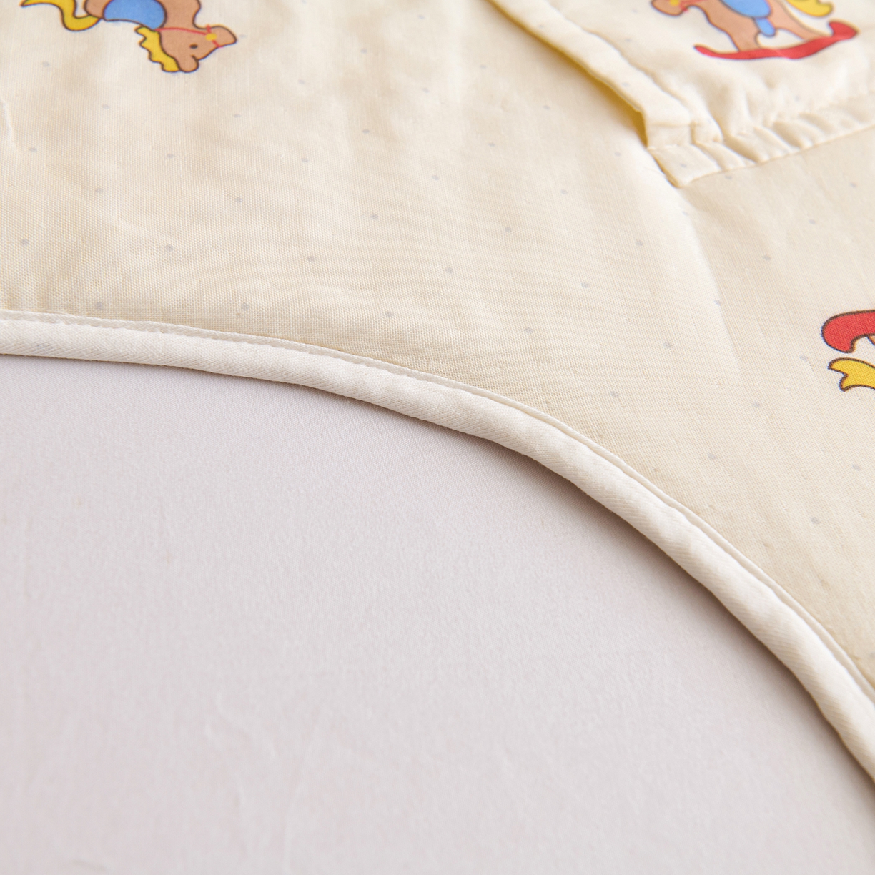 91家纺网 家纺一手货源 找家纺 拾小柒 2026新款全棉双层纱多功能防踢被 跳跳马