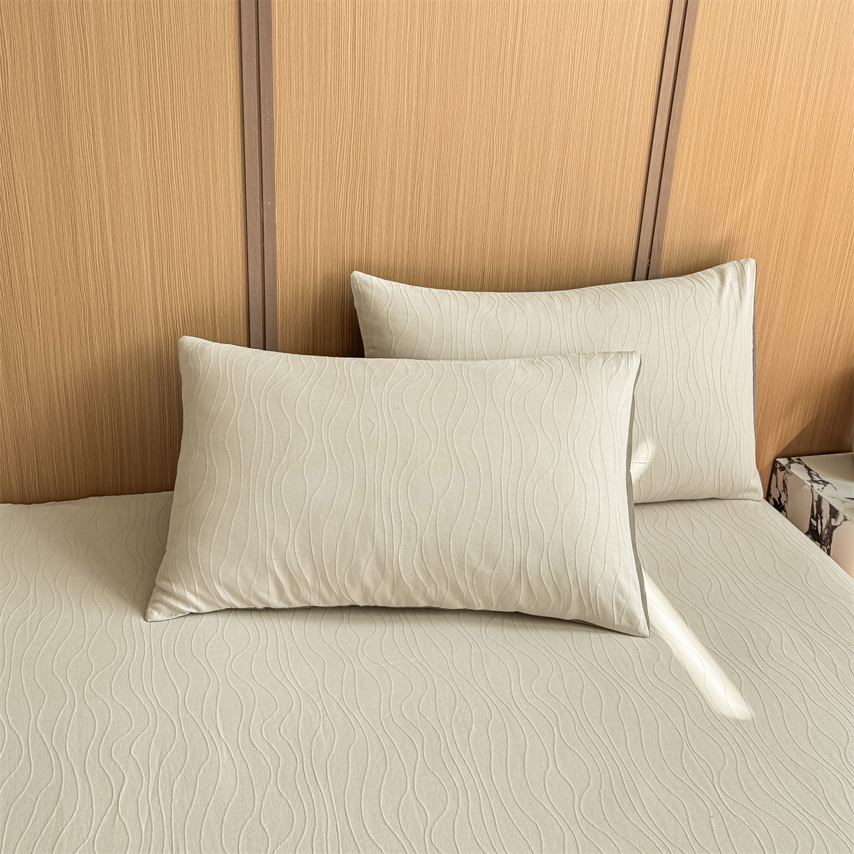 91家纺网 家纺一手货源 找家纺 灰鲸 2026新款全棉简约三层纱色织提花单品床单 浅忆-可可奶咖