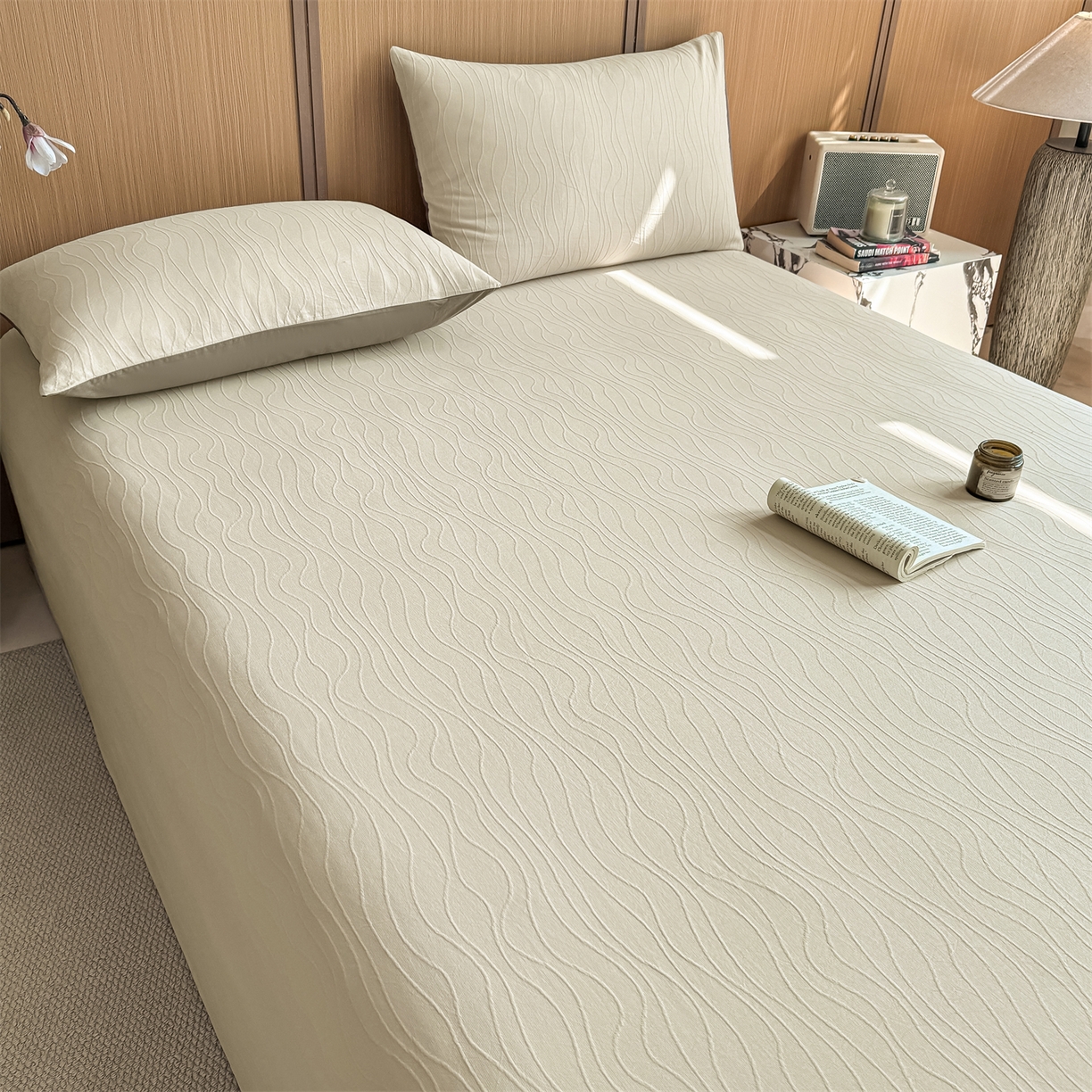 91家纺网 家纺一手货源 找家纺 灰鲸 2026新款全棉简约三层纱色织提花单品床单 浅忆-可可奶咖