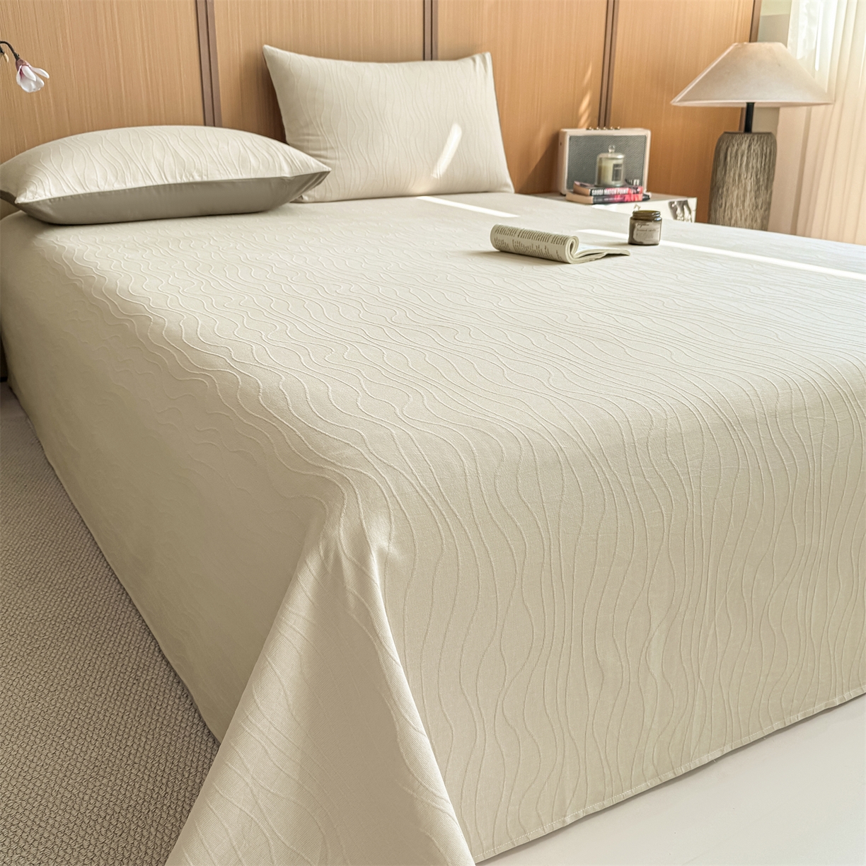 91家纺网 家纺一手货源 找家纺 灰鲸 2026新款全棉简约三层纱色织提花单品床单 浅忆-可可奶咖