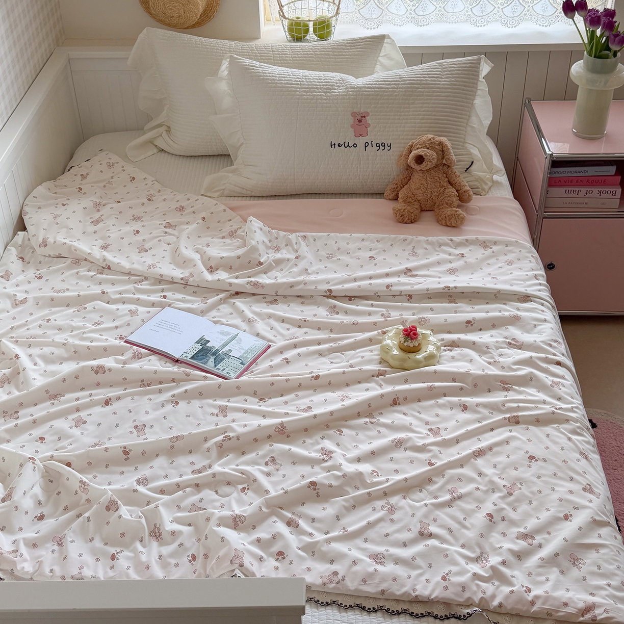 91家纺网 家纺一手货源 找家纺 Sweet dreams甜梦 2026新款A类蕾丝花边锦氨凉感夏凉被 樱桃小熊