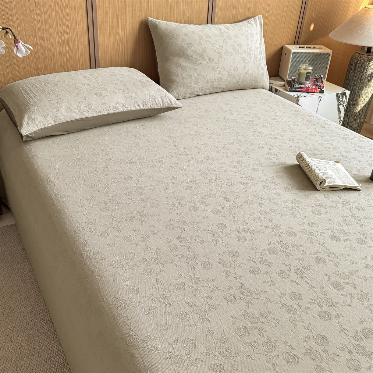 91家纺网 家纺一手货源 找家纺 灰鲸 2026新款全棉简约三层纱色织提花单品床单 蔷薇-可可奶咖