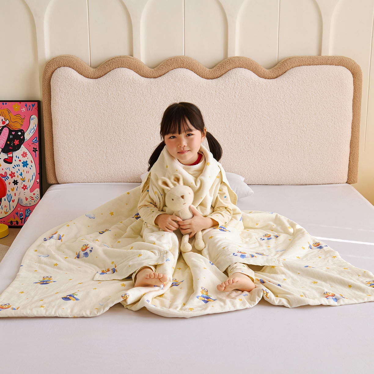 91家纺网 家纺一手货源 找家纺 拾小柒 2026新款全棉双层纱多功能防踢被 小熊战队